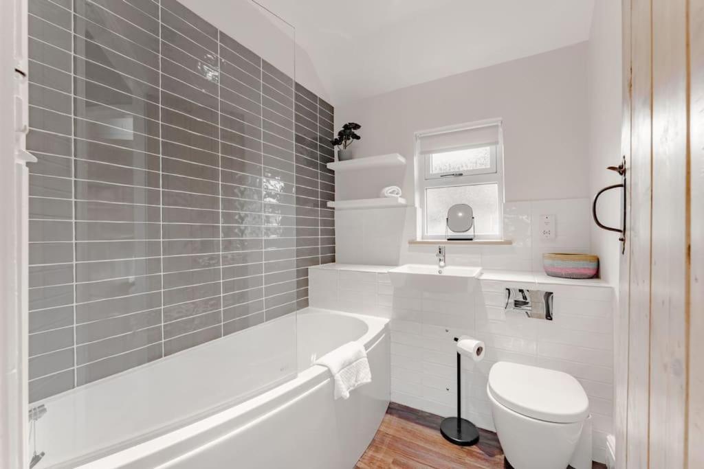 3 Mill Street - Norfolk Cottage Agency Холт Экстерьер фото