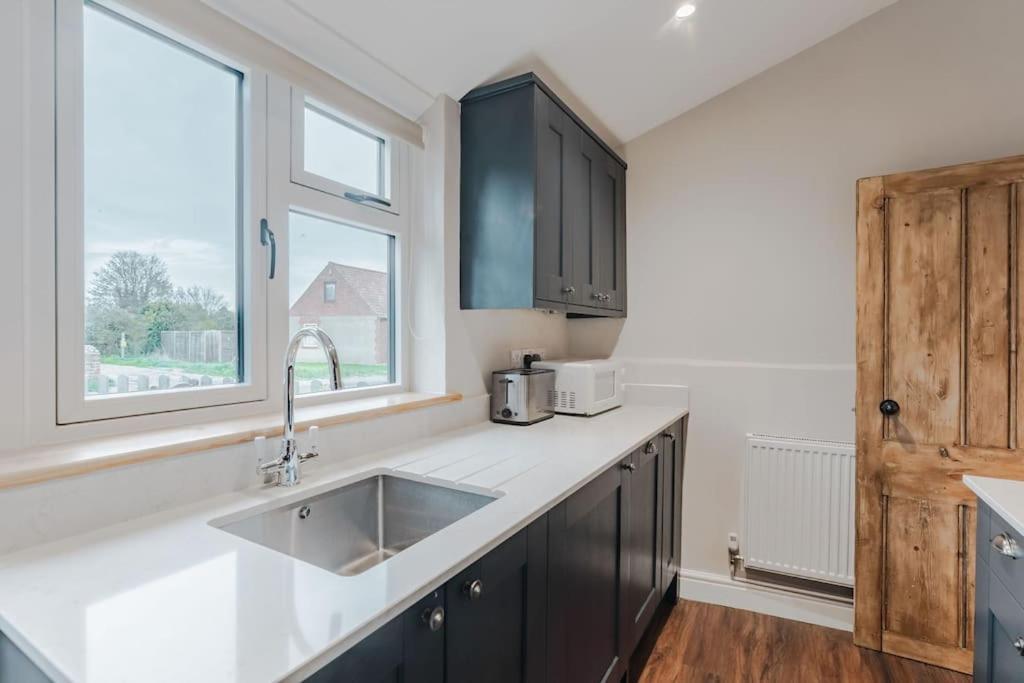 3 Mill Street - Norfolk Cottage Agency Холт Экстерьер фото