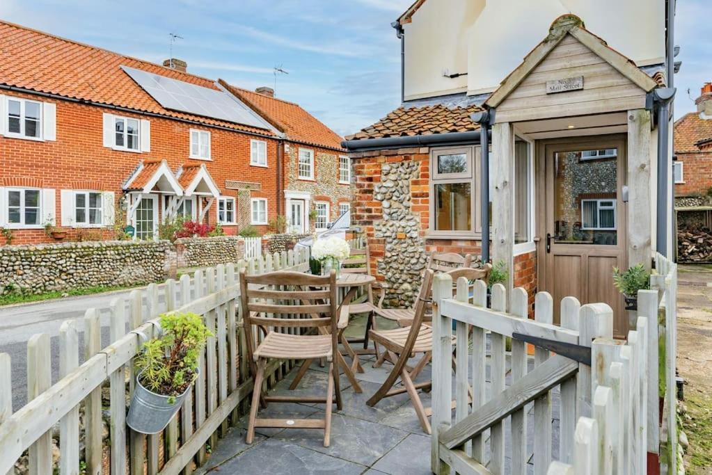 3 Mill Street - Norfolk Cottage Agency Холт Экстерьер фото